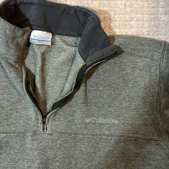 Colombia Half-Zip Pullover - Picture 2 of 3